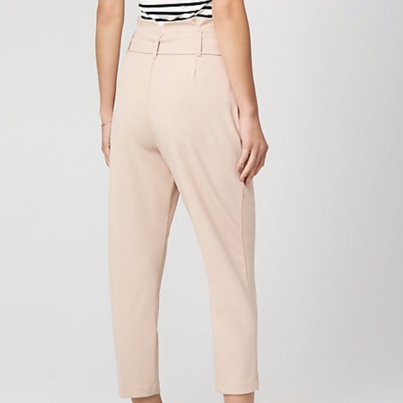 NWT Le Château knit crepe belted paper bag pant - Picture 2 of 7